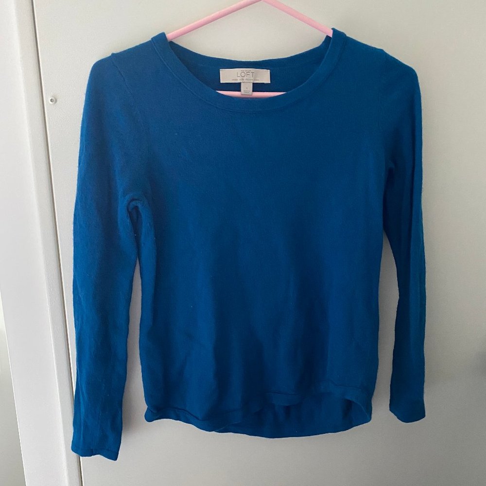 Loft Blue Sweater Size Small